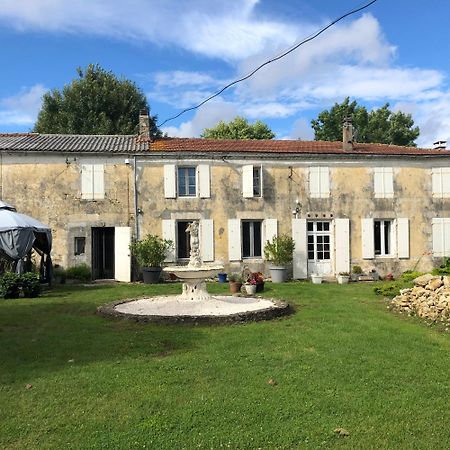 Les Geais Bed & Breakfast Saint-Pierre-la-Noue ภายนอก รูปภาพ